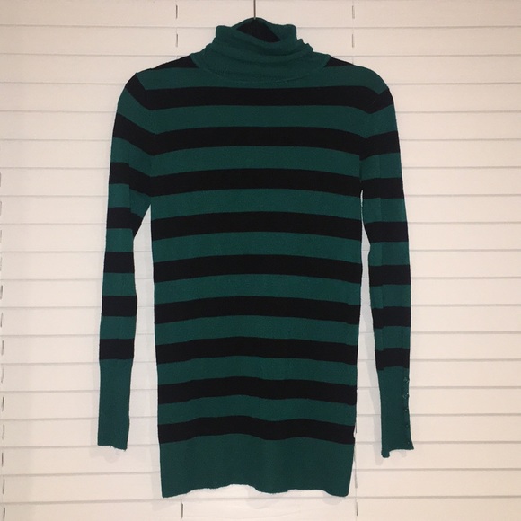 Dresses & Skirts - green dress body-con